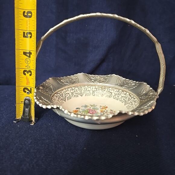 VTG Farber & Shlevin Aluminum and Porcelain Floral Brides Basket Candy Dish - Picture 8 of 8